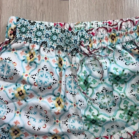 Zara Floral Printed Pull-On Drawstring Satin Shorts Size Large - Picture 7 of 10